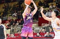 体育下注网站-里程碑夜！本菲卡临场应变，英超国际比赛日刷纪录，更衣室稳定，球队文化再被提及的简单介绍